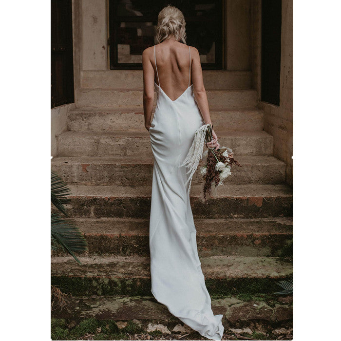 Little White Evening Gown With Train Brigade