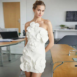 Elegant French Strapless Waist Slimming Short Dress