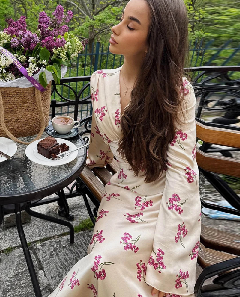 CAMINA V-Neck Long Sleeve Classic High Waist Dress