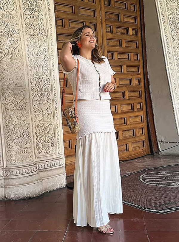 Elegant Ruffle Sleeve O Neck Wave Cut Chic