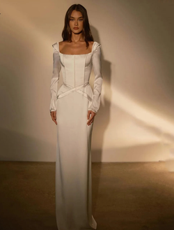 Elegant Stain Long Sleeves Wedding Dress