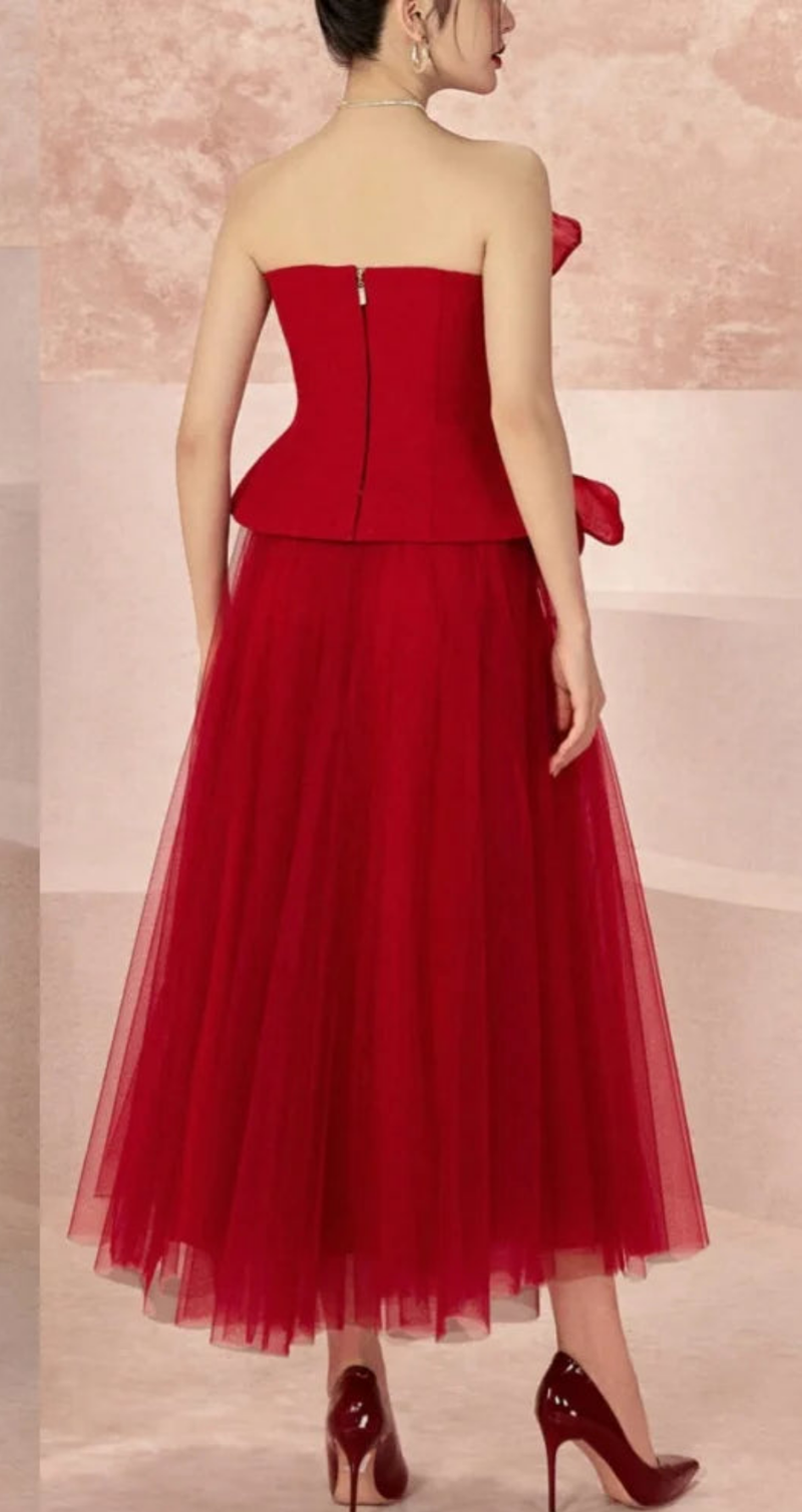 Elegant Exquisite Tulle Handmade Flower Pleat Draped A-line Strapless Midi Dress