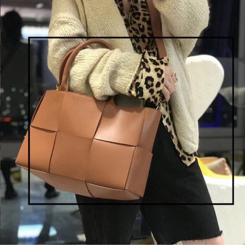 Retro Cross-border Leather Woven Handbag