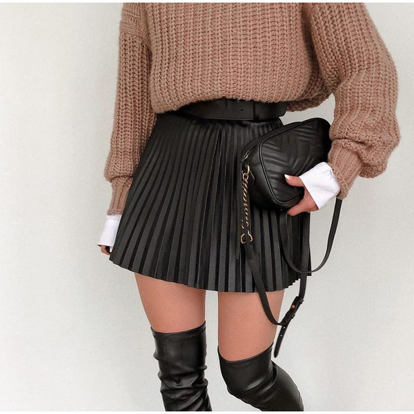 Pleated Slim Short Skirt