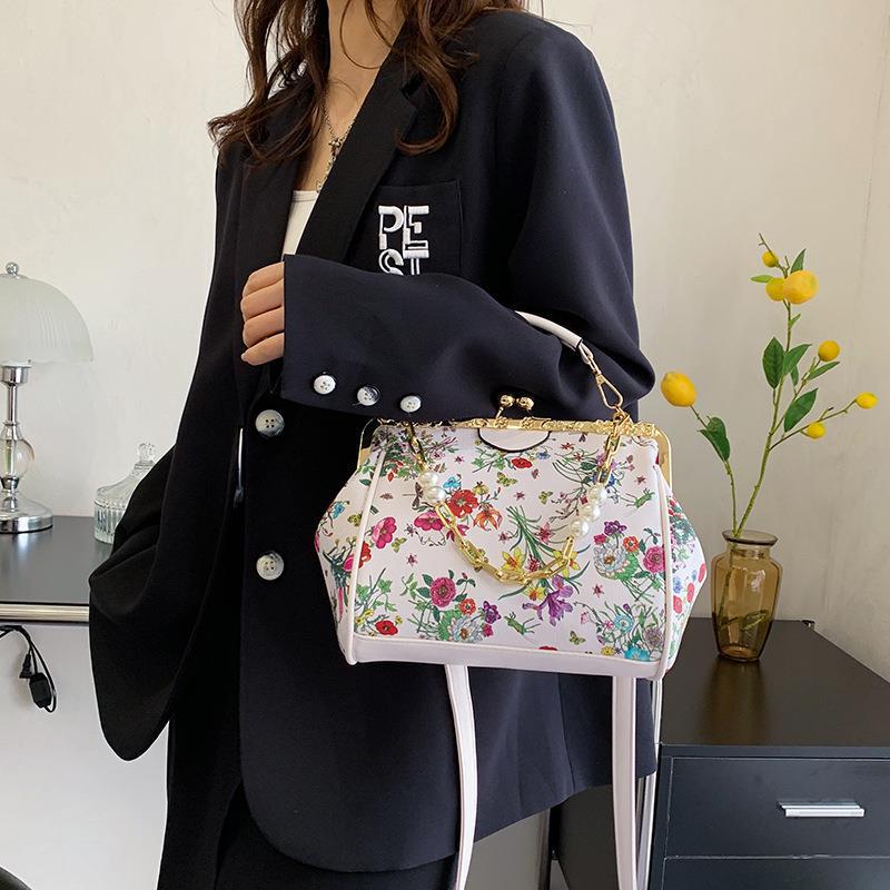 Printed Small Bag New Fashion Flower Pearl Chain Clip Buckle Women&#039;s Bag Foreign Style Single Shoulder Messenger