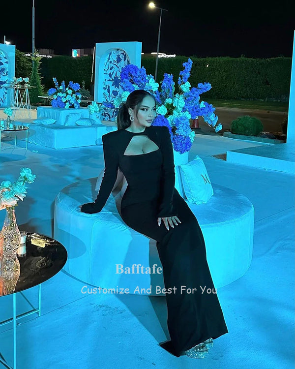 Elegant Long Sleeve Show off Breast Evening Dress