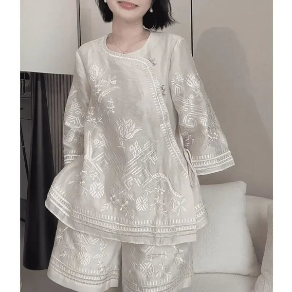 Summer New Retro High end Embroidery Loose Casual Blouses Top and Shorts White