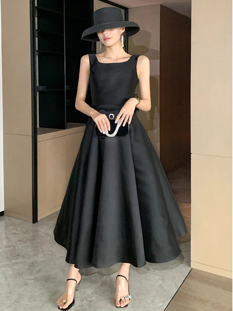 Elegant Vintage Dress