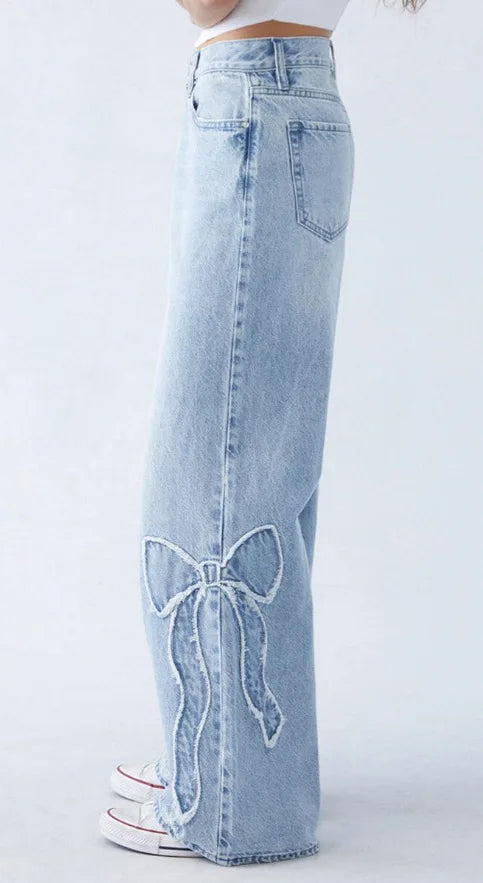 Streetwear Bow Embroidered Baggy Jeans
