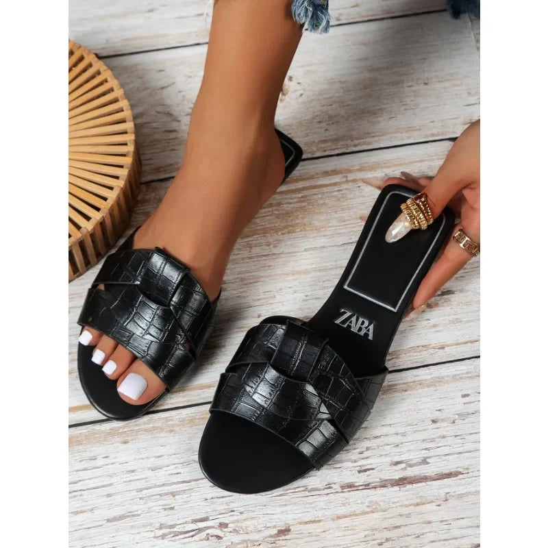 Designer New Sandals Low Heel Comfortable Slippers