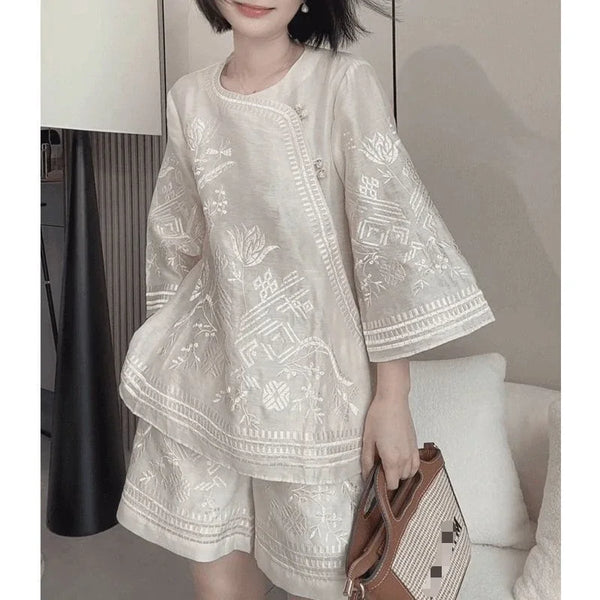 Summer New Retro High end Embroidery Loose Casual Blouses Top and Shorts White