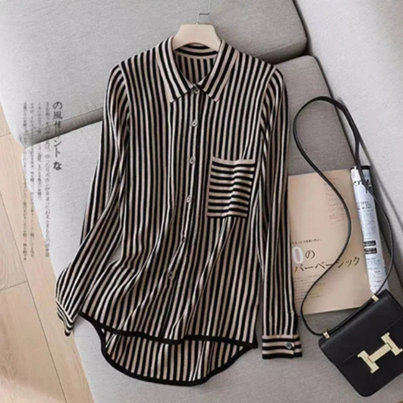 Striped Early Spring Simple Knitted Shirt
