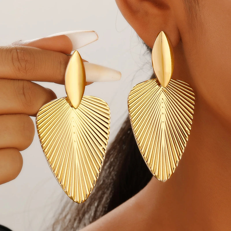 Advanced Metal Textured Leaf Pendant Big Earrings