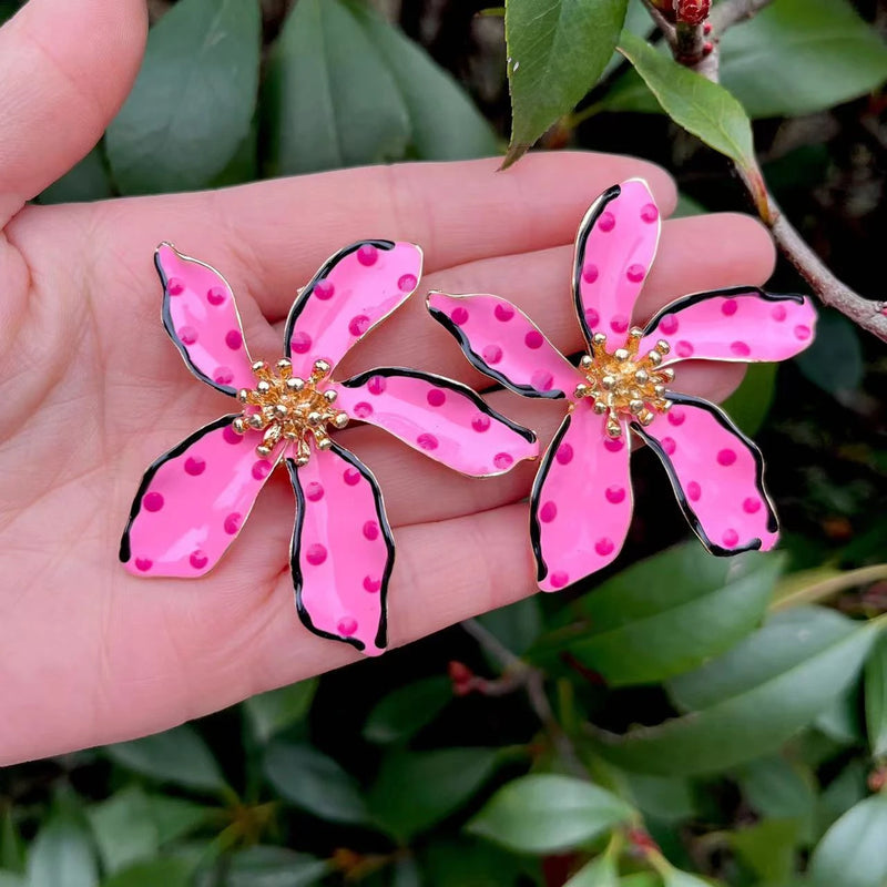 Sweet Temperament Wave Dot Leaf Flower Earrings