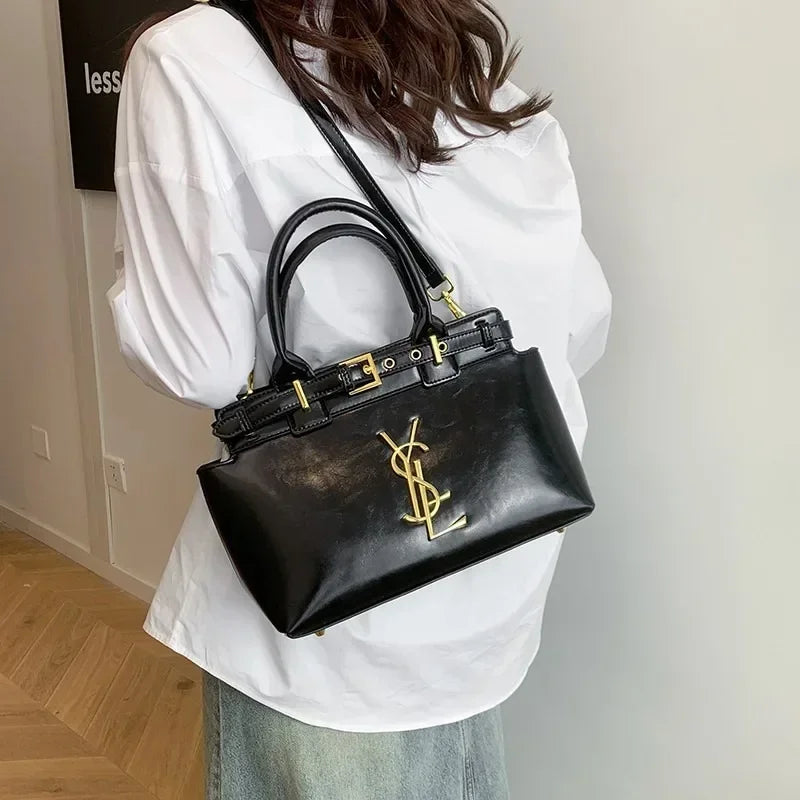 Elegant Crossbody Leather Handbags