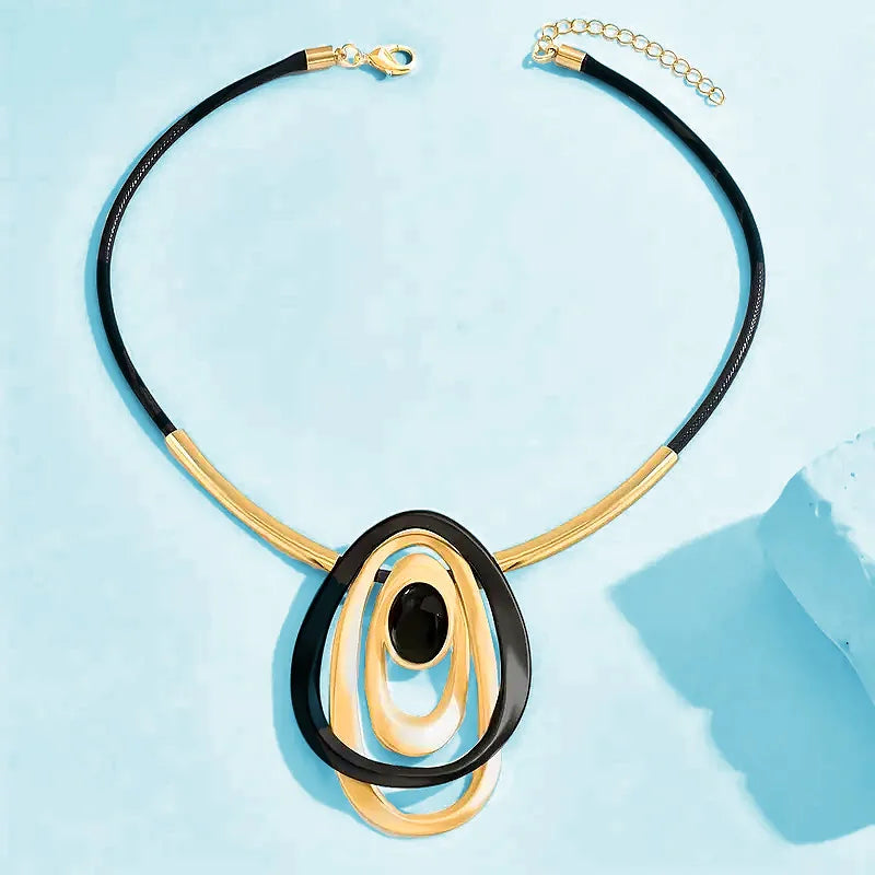 Circle Oval Pendant Necklace