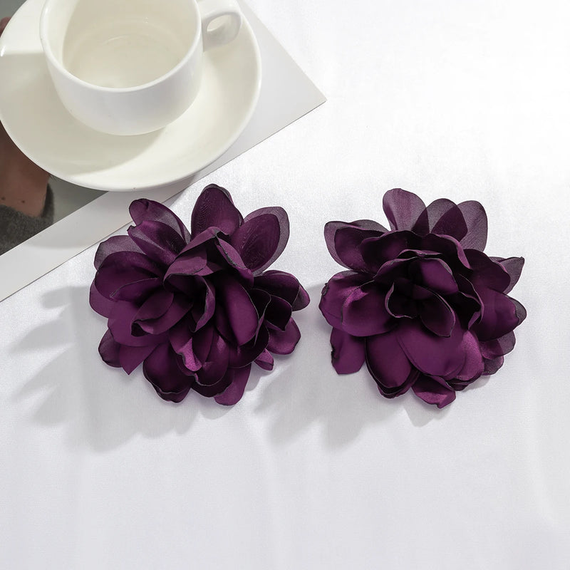CAMINA Hyperbole White Red Large Flower Earrings