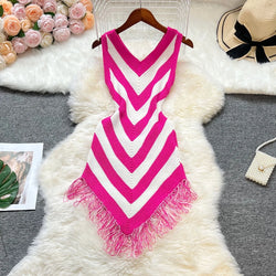 Elegant V-neck Knitted Dress