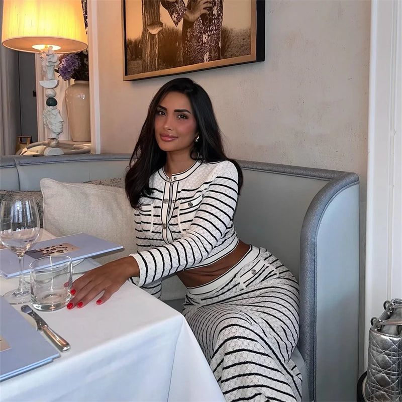 Round Neck Stripes Short Woolen Sweater Top Half Length Skirt Set