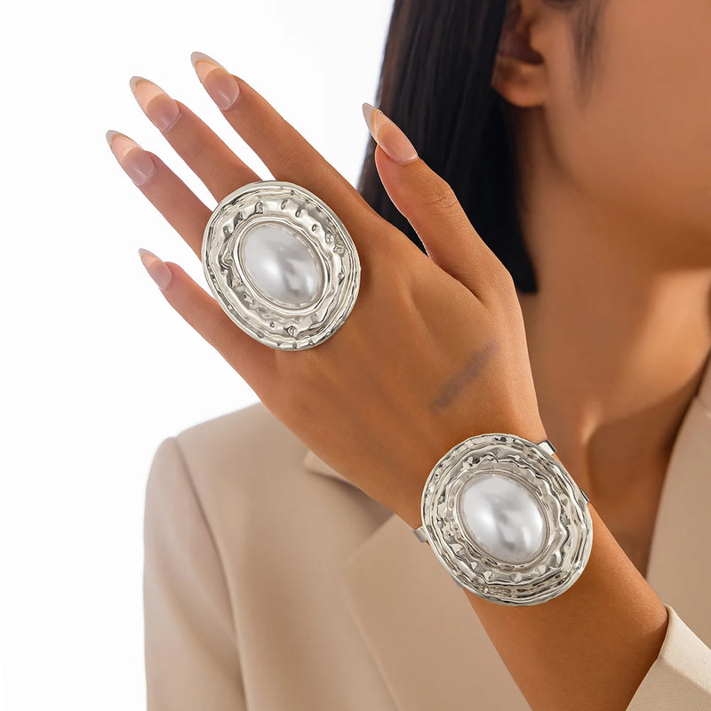 2Pcs/Set Exaggerated Circle Chunky Adjustable Open Cuff Bangles Imitation Pearl Rings
