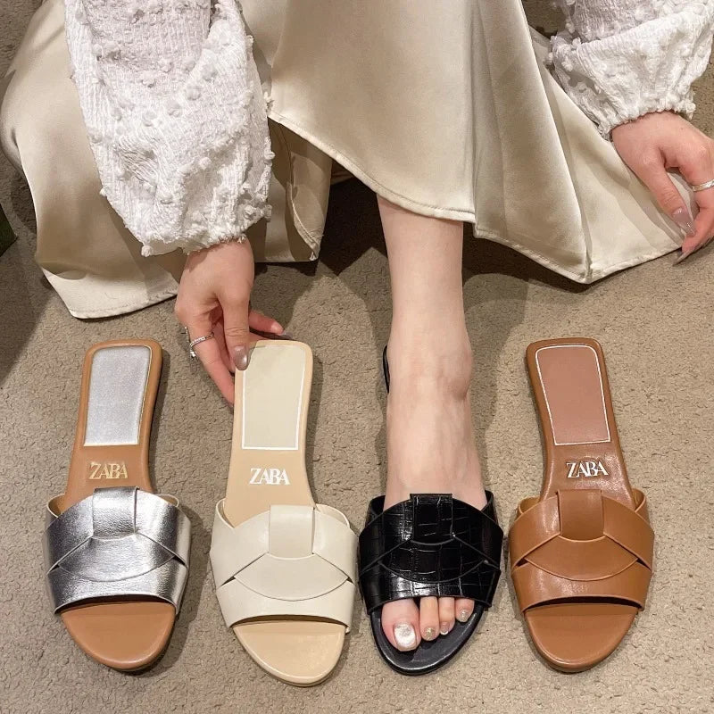 Designer New Sandals Low Heel Comfortable Slippers