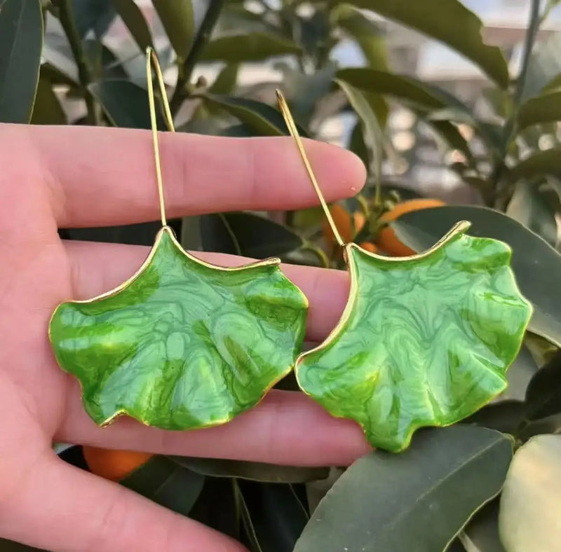 Sweet Temperament Wave Dot Leaf Flower Earrings