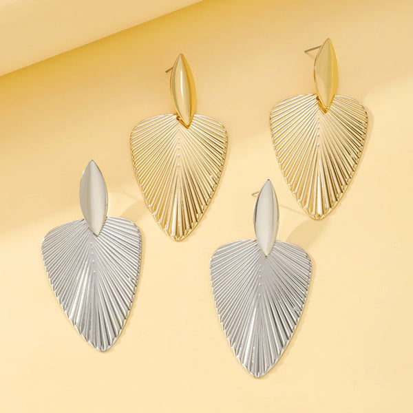 Advanced Metal Textured Leaf Pendant Big Earrings