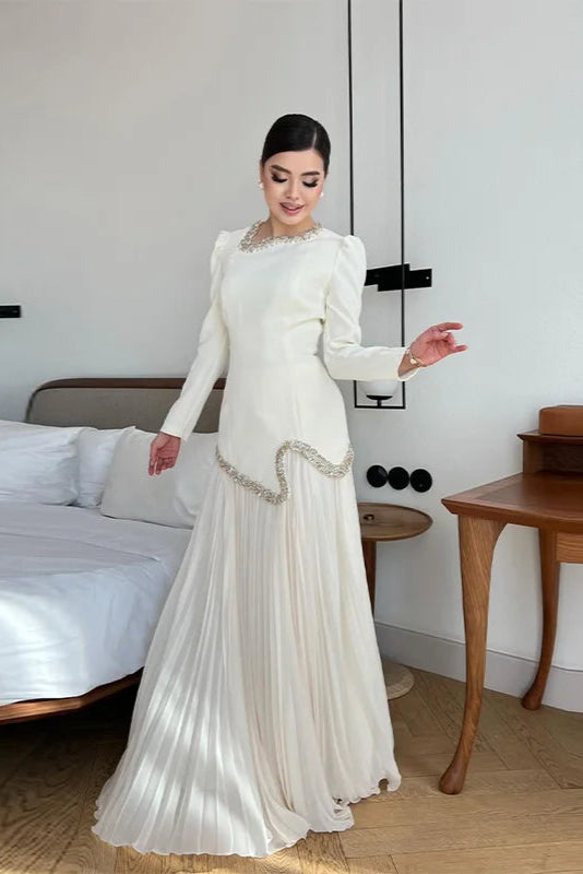 Elegant Rhinestone Long O-neck Full Sleeve Pleated Dress