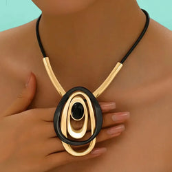 Circle Oval Pendant Necklace