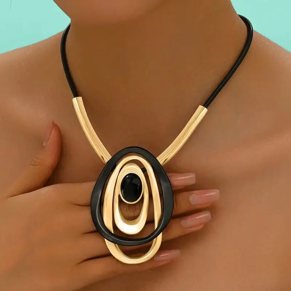 Circle Oval Pendant Necklace