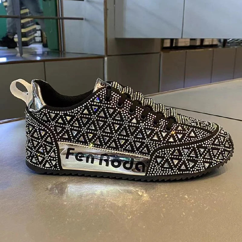 Luxury New Rhinestone Lace Up Men Causal Shoes