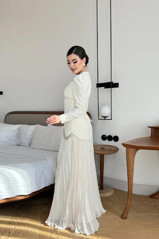 Elegant Rhinestone Long O-neck Full Sleeve Pleated Dress