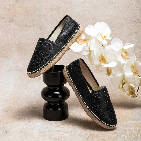 Flat Letters Print Casual Shoes