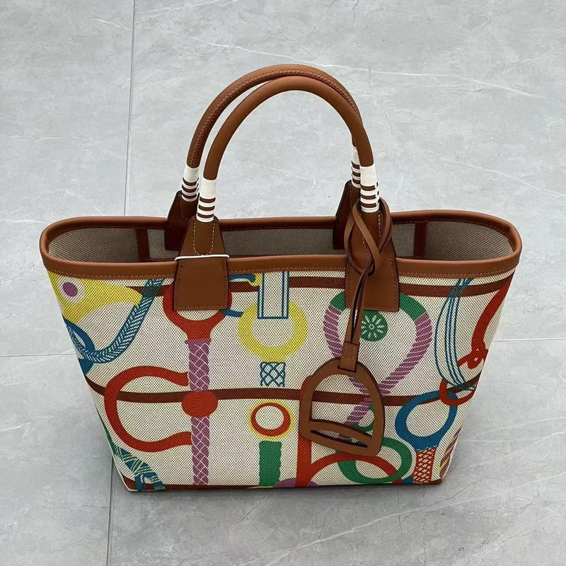 Beautiful everyday Handbags