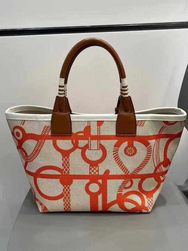 Beautiful everyday Handbags