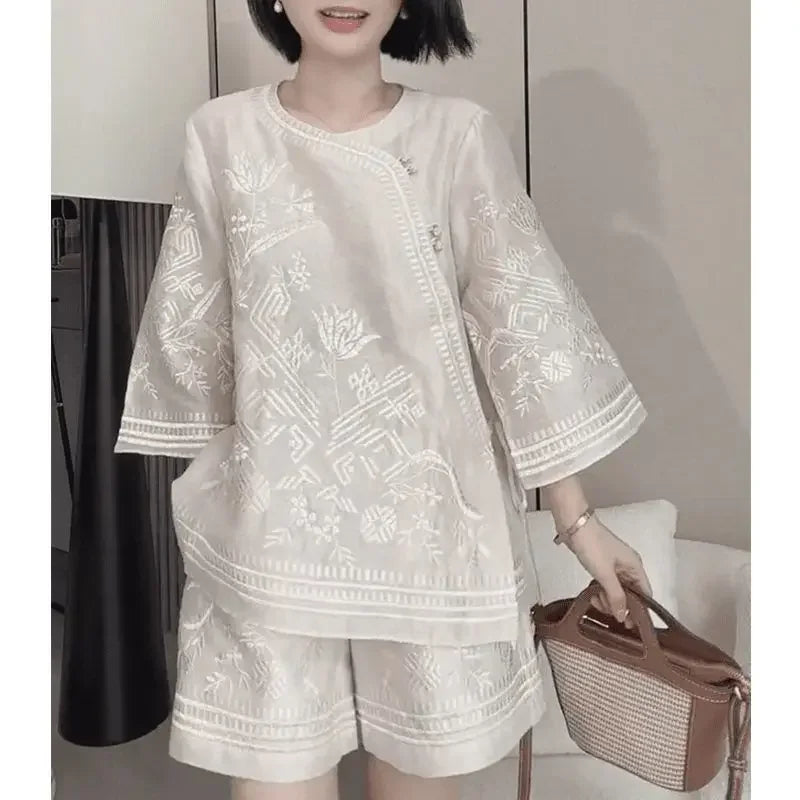 Summer New Retro High end Embroidery Loose Casual Blouses Top and Shorts White