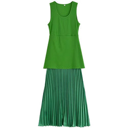 Elegant Green Pleated Knit Long O-Neck Sleeveless Dress