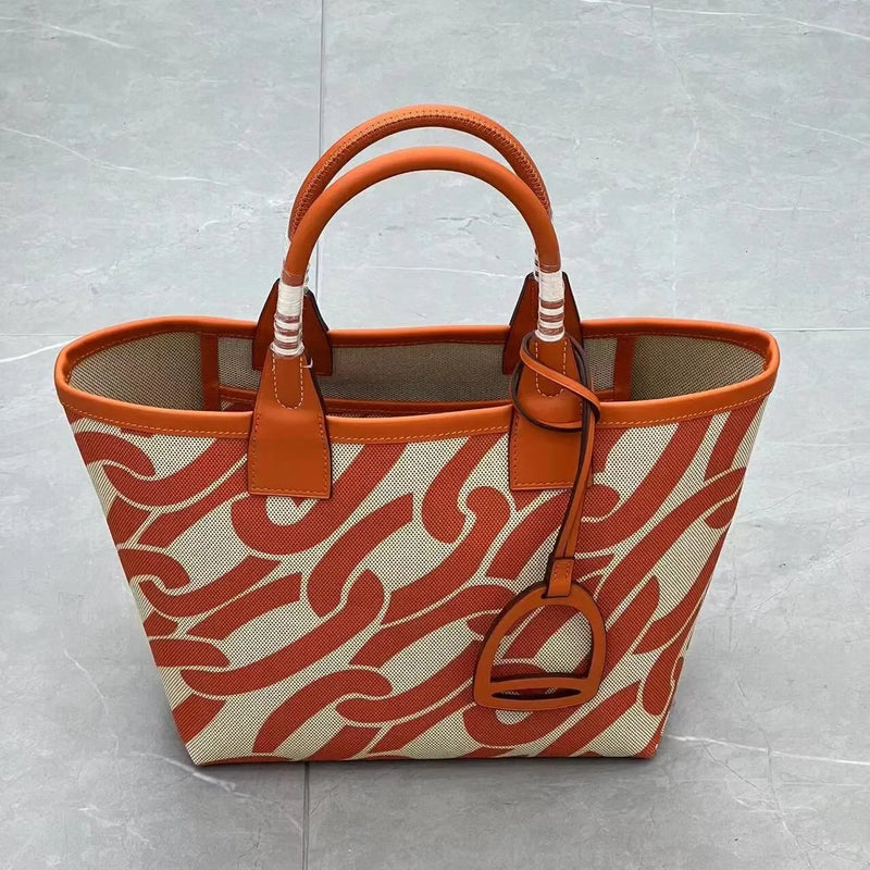 Beautiful everyday Handbags