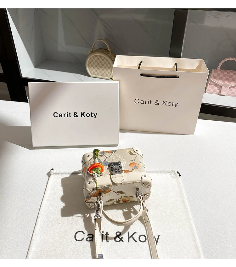 Sweet Luxury Box Bag with Delicate Flower Pendant