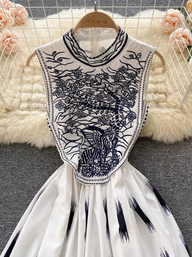 Sleeveless Collar Floral Embroidery High Waist Zipper Dress
