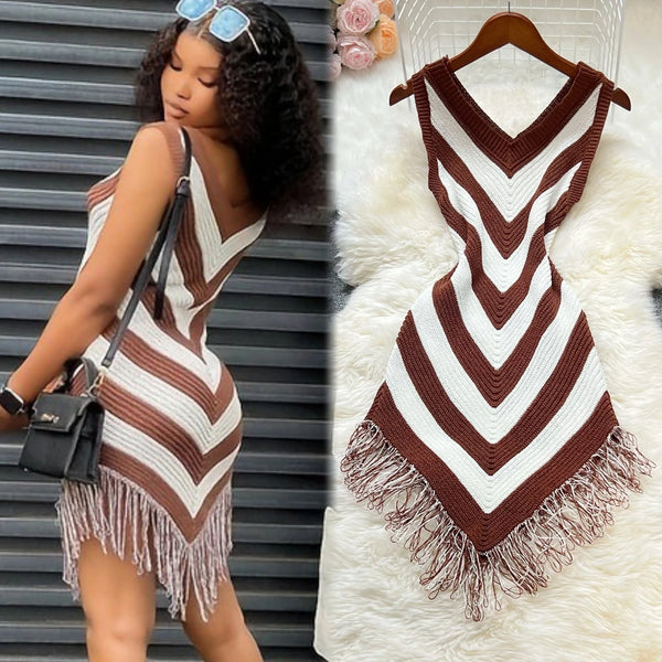 Elegant V-neck Knitted Dress