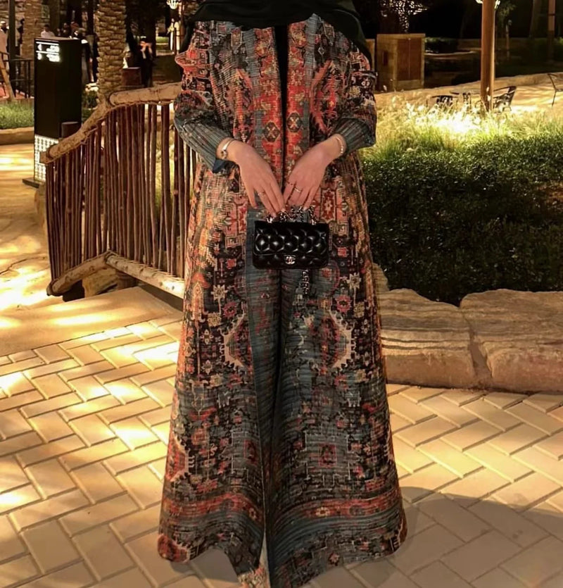 Retro Printed Long Sleeved Abaya