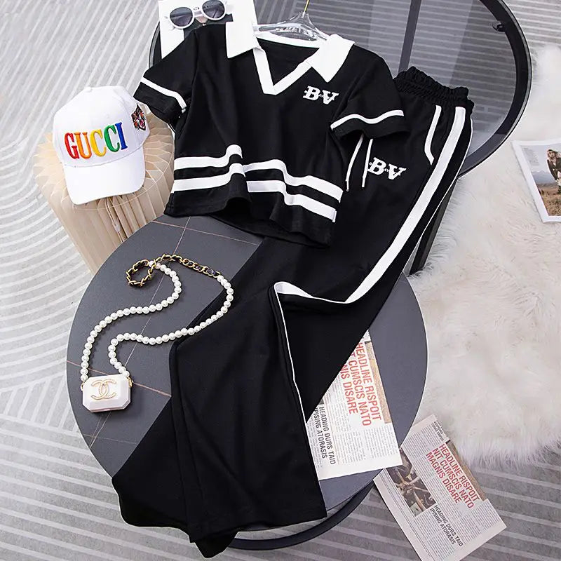 Sports Short Sleeved Loose Top and pants