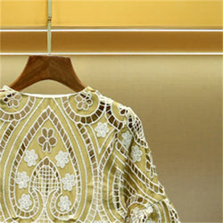Embroidery V-neck Ruffles Short Sleeve Robe