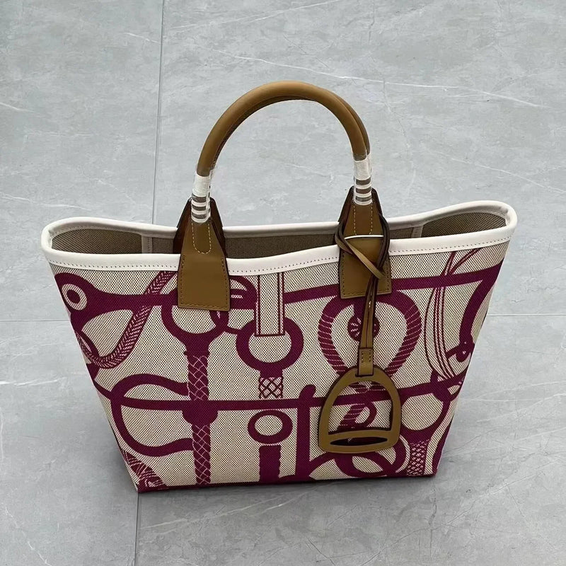 Beautiful everyday Handbags